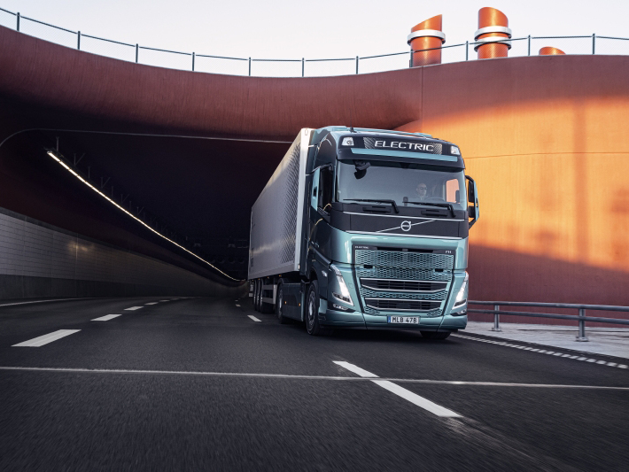 Volvo Trucks organise un événement en ligne pour accélérer la transition vers les camions électriques