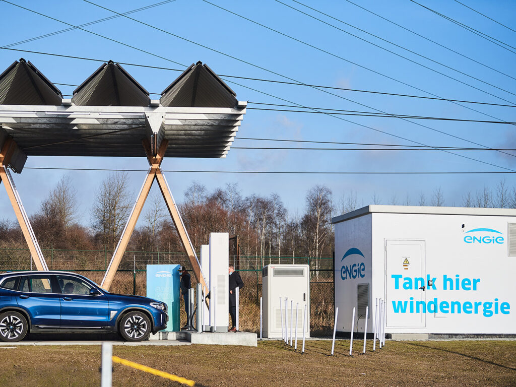 SPIE installe la première station de recharge alimentée par énergie éolienne pour le compte d’ENGIE