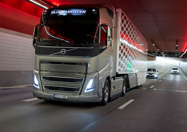 volvo-trucks-improves-fuel-performance-on-long-haul-routes-05